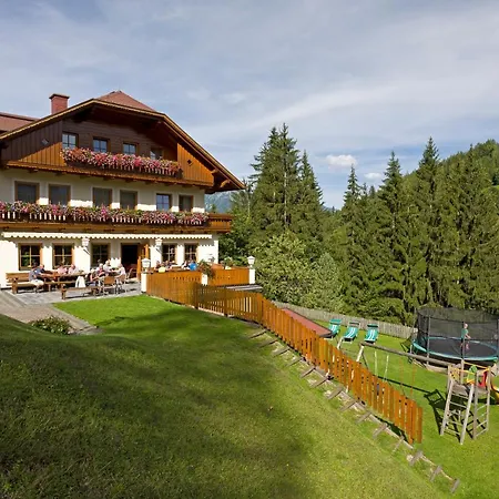 Szálloda Bankwirt 3*